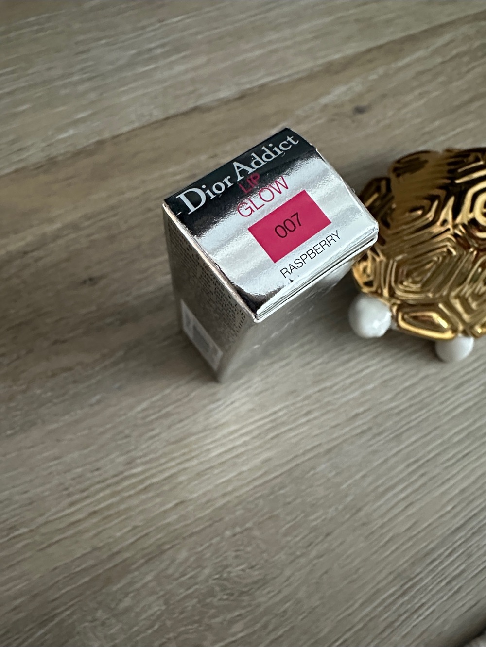 Dior Addict Lip Glow Balm — Raspberry Pink - Picture 4 of 5